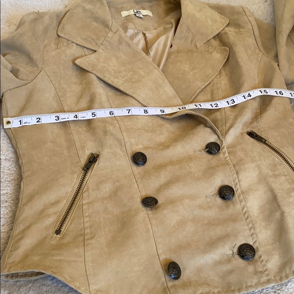 Button up lightweight coat from YA Los Angeles - Picture 3 of 8